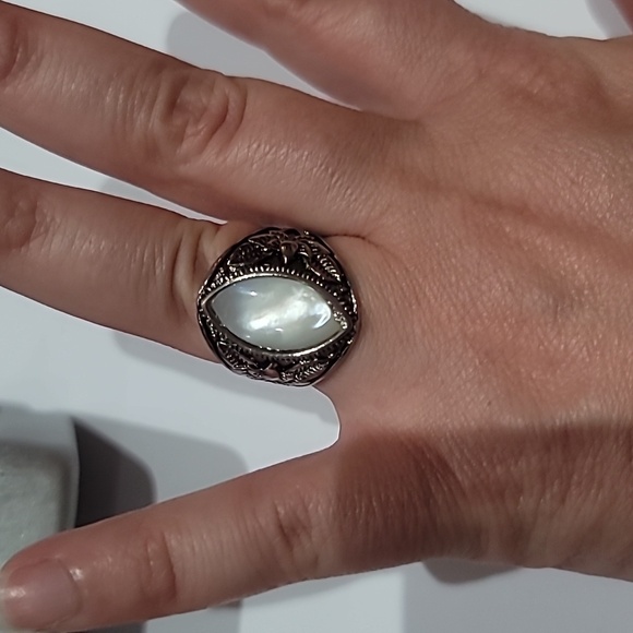 Fashion Ring size 6/7 - Picture 6 of 7